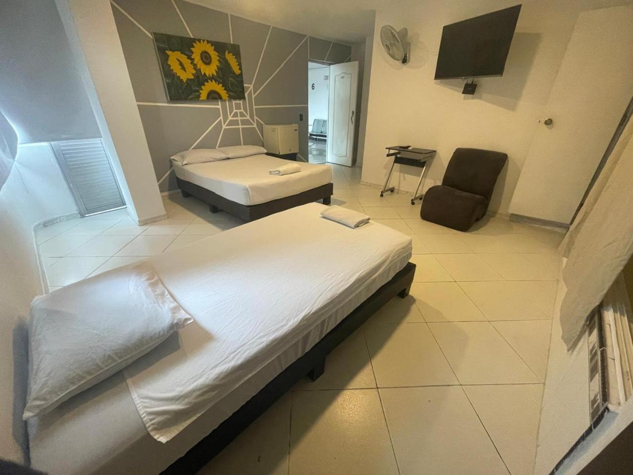 Hotel Villa Real Medellín Dış mekan fotoğraf