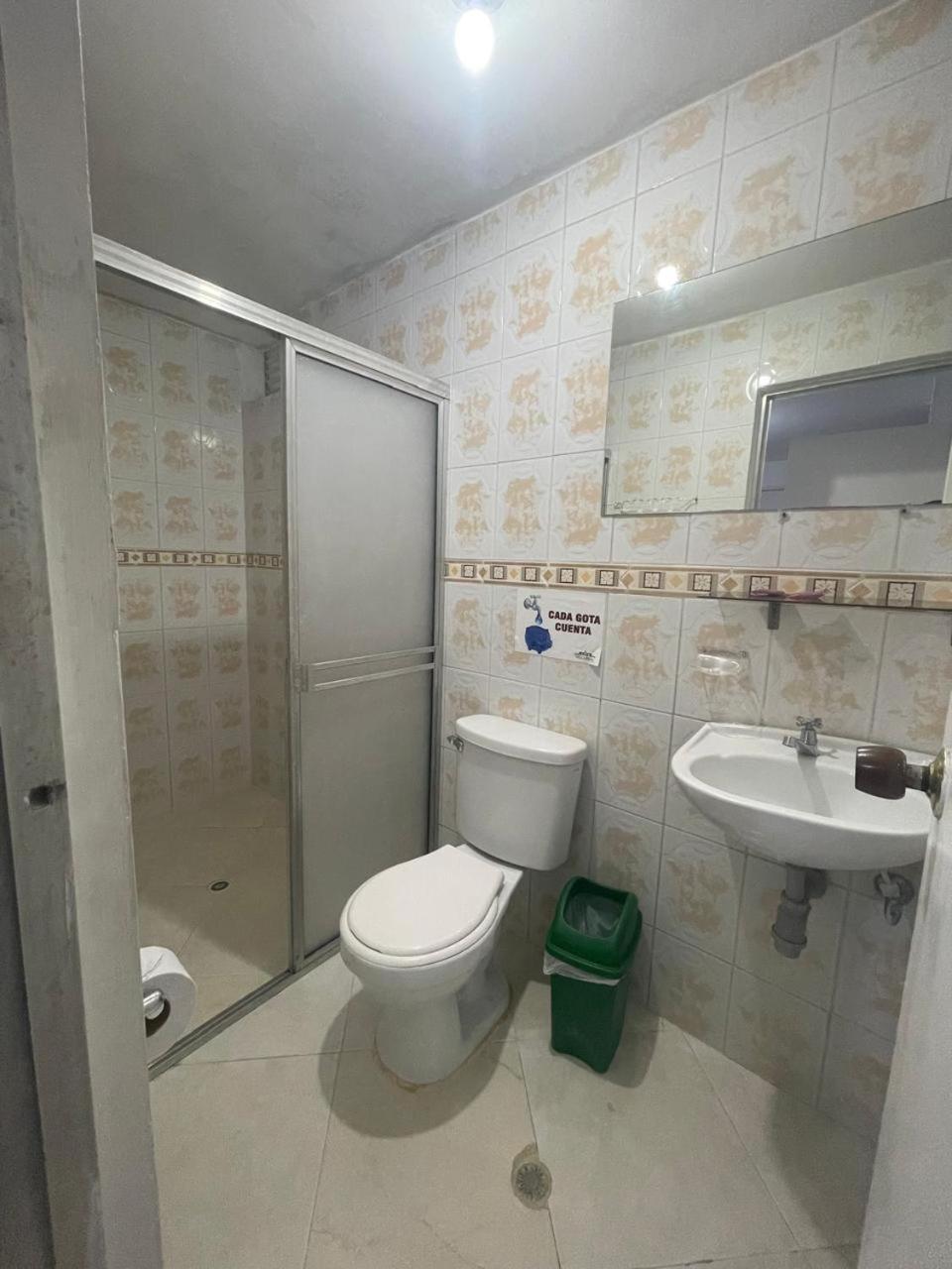 Hotel Villa Real Medellín Dış mekan fotoğraf