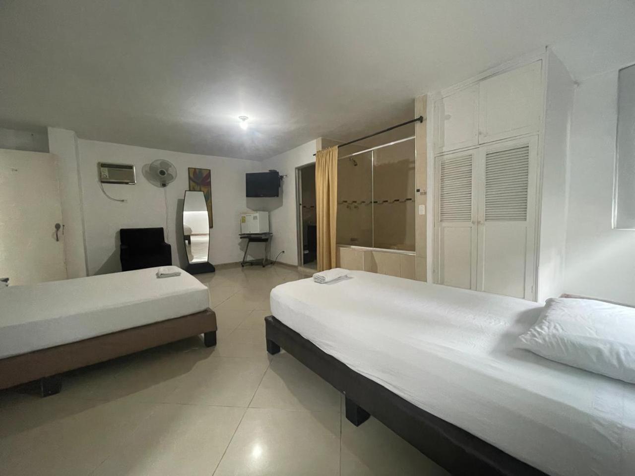 Hotel Villa Real Medellín Dış mekan fotoğraf